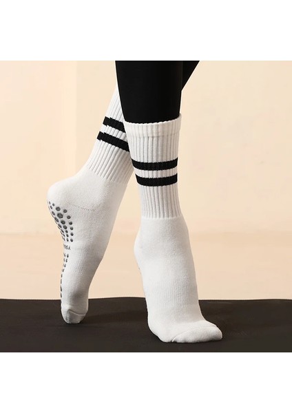 Yoga ve Pilates Çorabı Kaydırmaz Tabanlı 1 Çift modelleri