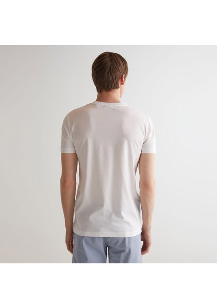 Erkek Beyaz Slim Fit Bisiklet Yaka Logolu T-Shirt fiyatları
