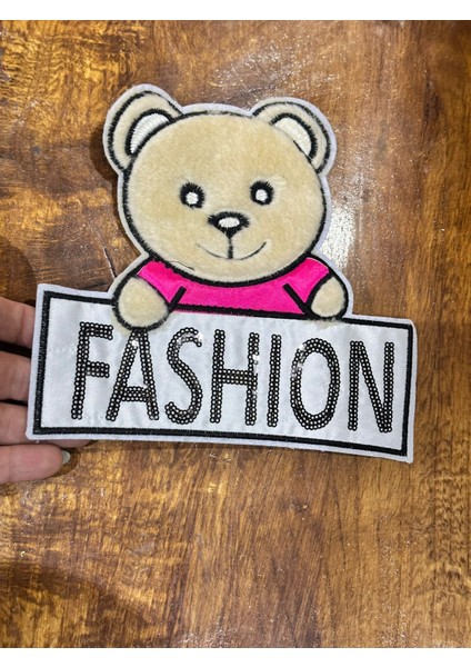 Dokuma Peluş Fasion Yazılı Ayı Arma Dikiş Aplile 20X18 cm