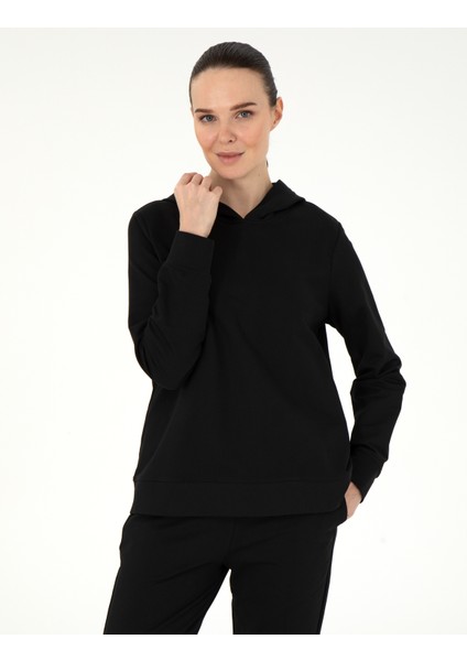 Kadın Siyah Oversize Kapüşonlu Sweatshirt 50308067-VR046