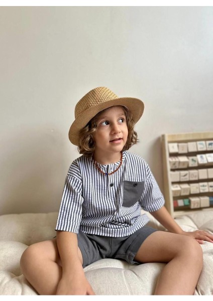 Çizgili Şortlu Erkek Çocuk Takım