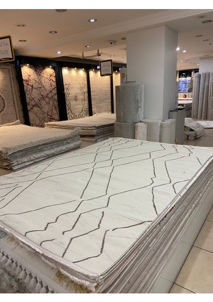 Karmen Halı Karmen Halı H01889 Cizgili Salon Halısı ( 160X230) -Krem