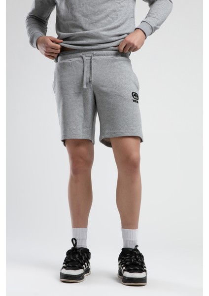 Malcolm Gri Örme Şort Nakışlı Standard Fit Erkek Örme Şort fırsatları