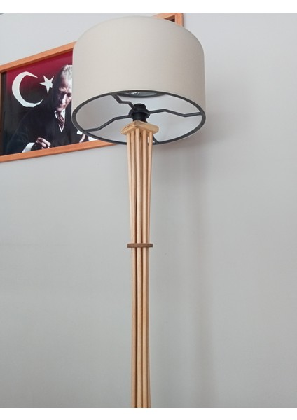 Ahşap Lambader