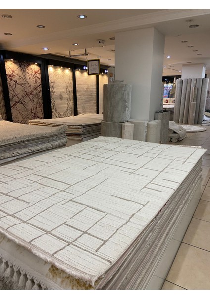 Karmen Halı Karmen Halı H01886 Cizgili Salon Halısı ( 160X230) -Krem