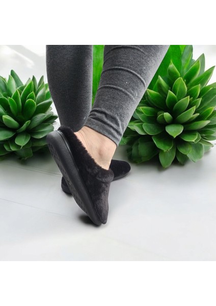 Kışlık Yumuşak Hafif Taban Ev Terliği modelleri