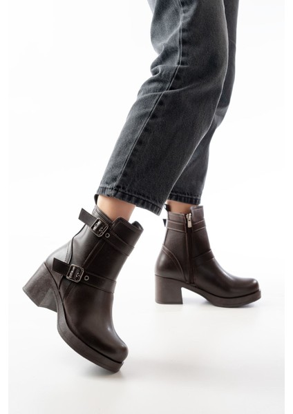 5109-3027 Kahverengi Topuklu Fermuarlı Günlük Kadın Bot fiyatları