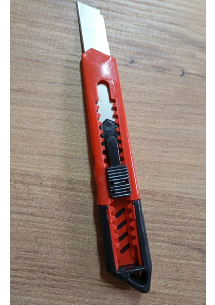 Plastik Büyük Boy Maket Bıçağı Tekli