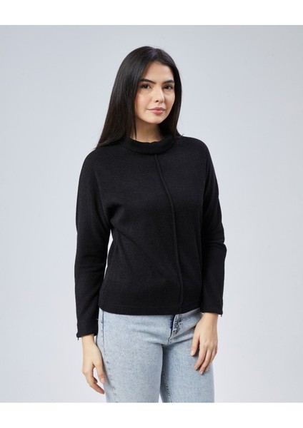 Yakası Katlamalı Kolu Fermuarlı Triko Bluz fiyatları