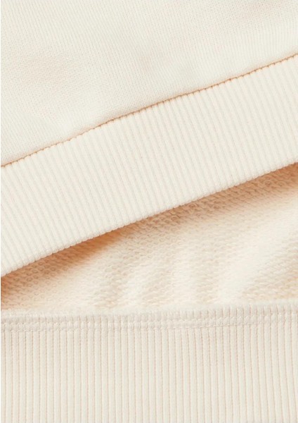 Kız Çocuk Ekru Önü Işlemeli Ribana Detaylı Normal Kesim Bisiklet Yaka Sweatshirt
