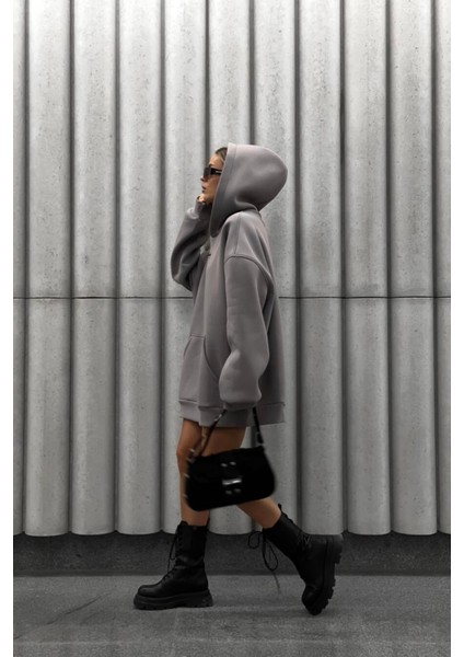 Gri Yumuşacık Kumaşlı Oversize Fit Ici Polarlı Basic Kapüşonlu Sweatshirt Hoodie indirimleri