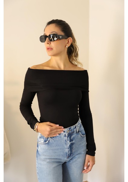 Siyah Zr Madonna Yaka Bluz