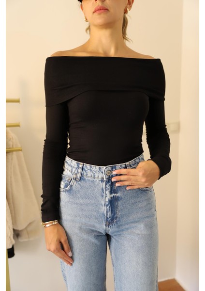 Siyah Zr Madonna Yaka Bluz fiyatları