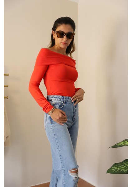 Kırmızı Zr Madonna Yaka Bluz fiyatları
