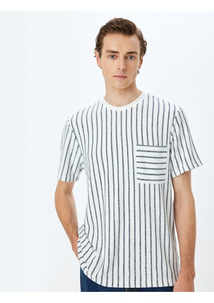 Çizgili Cepli Kısa Kollu Viskon Karışımlı Bisiklet Yaka T-Shirt
