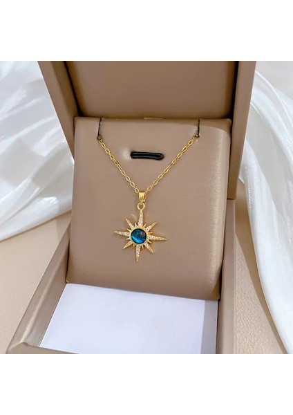 Yıldızı Model Zirkon Taşlı Kolye
