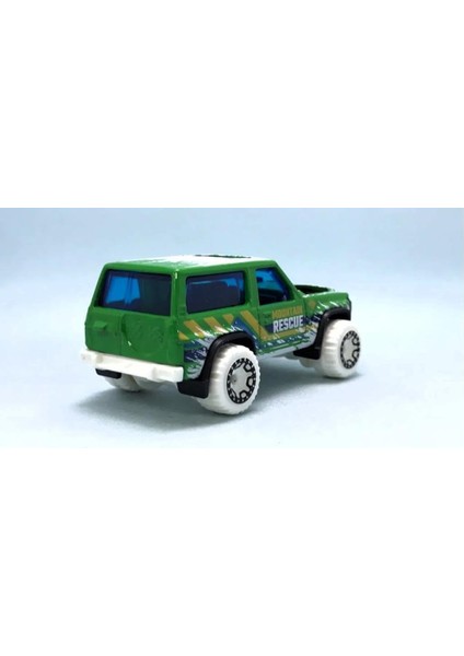 Tekli Arabalar Nissan Patrol Custom HTC89 modelleri