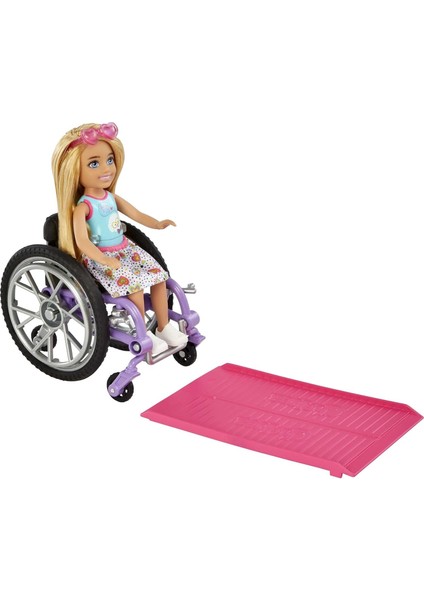 Chelsea Bebek ve Tekerlekli Sandalye, Hareketli Tekerlekli, Rampa, Çıkartma Levhası ve Aksesu fiyatları