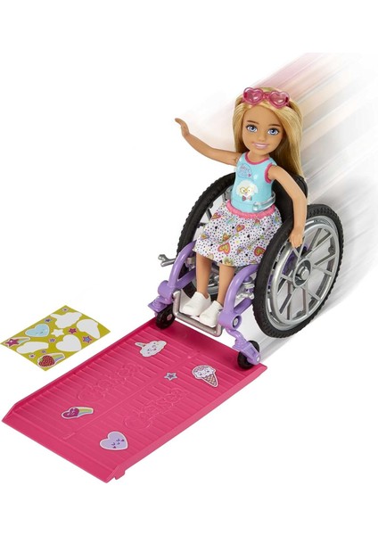 Chelsea Bebek ve Tekerlekli Sandalye, Hareketli Tekerlekli, Rampa, Çıkartma Levhası ve Aksesu indirimleri