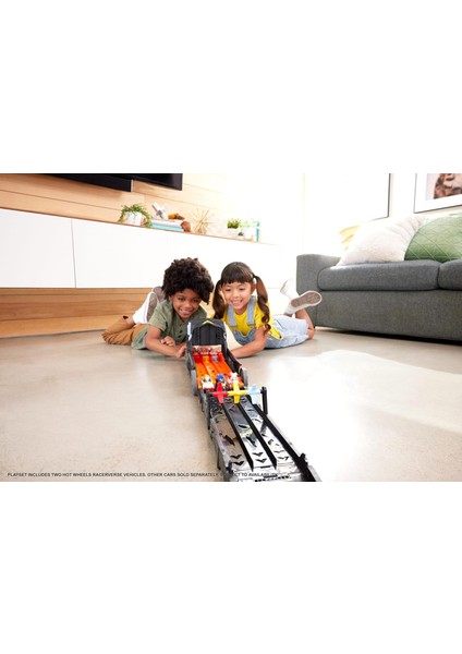 Racerverse Ultimate Batman Pist Seti, Oyuncak fiyatları