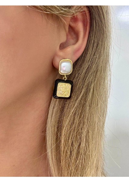 Vintage Siyah Detay Gold Incili Kare Küpe