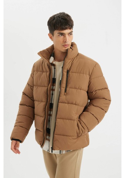 Su İtici Rüzgar Geçirmez Slim Fit Dar Kesim Dik Yaka Astarlı Fermuarlı Cepli Kışlık Şişme Mont D1415AX24WN indirimleri