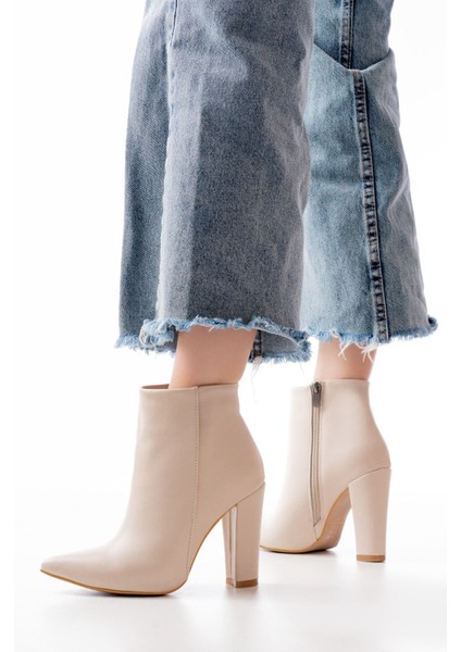 Infon Ayakkabı Marketi VRT-4801 Bej Yüksek Kalın Topuklu Fermuarlı Kadın Bot