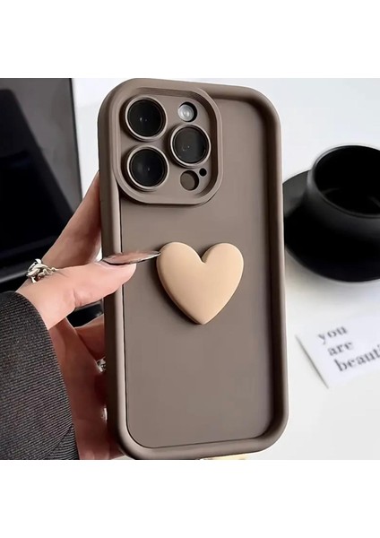 Apple iPhone Vizon Kalp Detaylı Yumuşak Silikon Kamera Korumalı Telefon Kılıfı