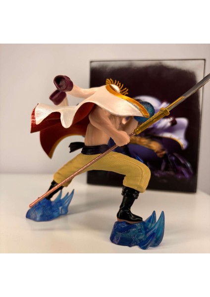 One Piece Savaş Beyaz Sakal Figure Yüksekliği 130MM (Yurt Dışından)