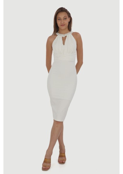 El Işi Boncuk Detaylı Drapeli Elbise