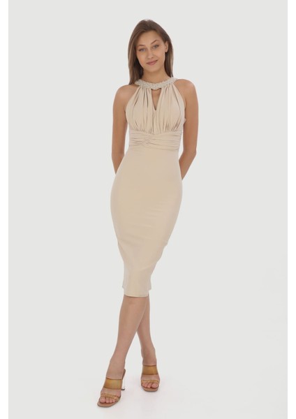 El Işi Boncuk Detaylı Drapeli Elbise