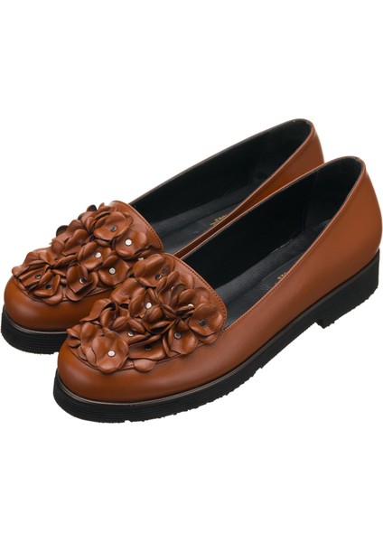 R8000 Taba Içi Dana Derisi Rahat Geniş Kalıp Yeni Sezon Büyük Numara Kadın Ayakkabısı fiyatları