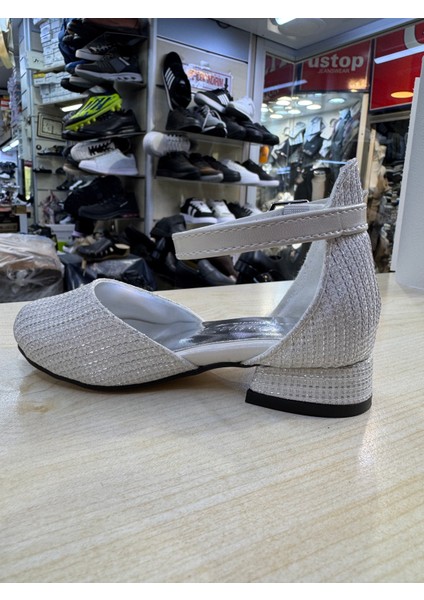 Bebe 22-25 Gümüş Topkulu Bilek Bantlı Özel Gün Abiye Ayakkabı fiyatları