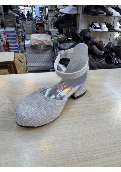 Bebe 22-25 Gümüş Topkulu Bilek Bantlı Özel Gün Abiye Ayakkabı modelleri