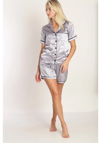 Sonsuz Şıklık Saten Şortlu Gömlek Yakalı Pijama Takımı fiyatları