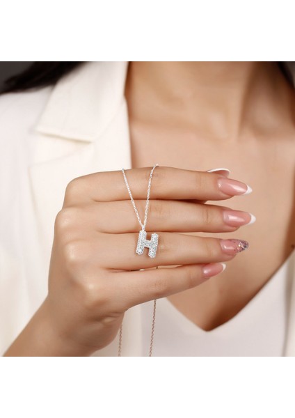 Kadın Gümüş Kolye - H Harfi Zirkon Taşlı Balon Harf Kadın Kolye