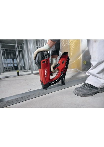 X-C 27 G3 Mx Makina Çivisi 1200'LÜ + Gc 42 Makine Gazı 1