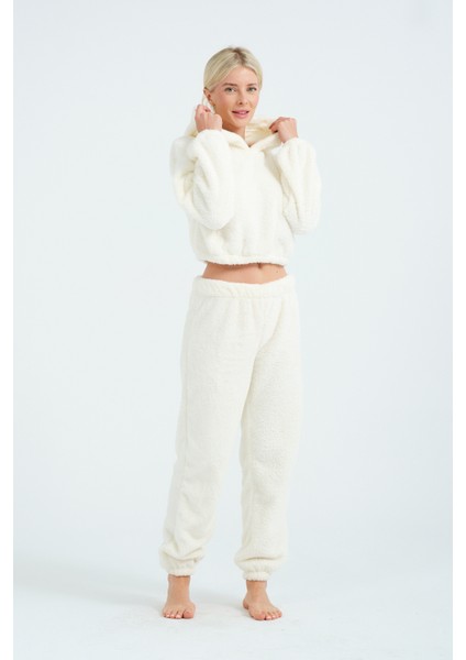 Yumuşak Peluş Eşofman & Pijama Takımı indirimleri