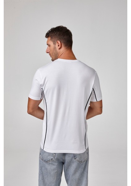 Erkek Kısa Kollu Çizgi Detaylı T-Shirt fiyatları