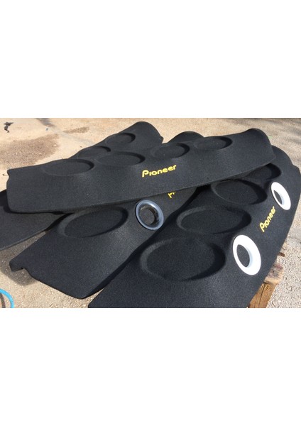 Tofaş Doğan Arka 4lü Oval Hoparlörlü Pandizot 2 Portlu Polyester Pandizot Kabartmalı modelleri