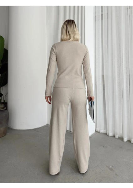 Kadın Boğazlı Yaka Rahat Kesim Alt Üst Takım modelleri