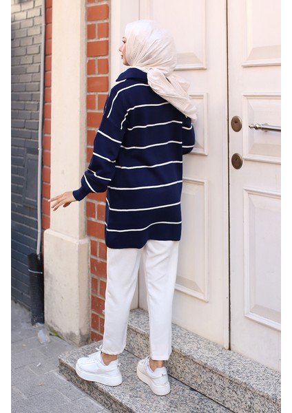 Yakası Fermuarlı Çizgili Triko Tunik 11037-05 Lacivert fırsatları