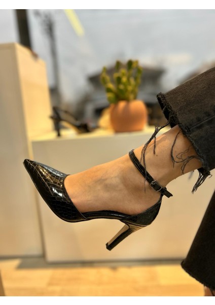 Clara Crecodile Desen Kadın Topuklu Ayakkabı fiyatları