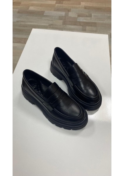 Julia Deri Siyah Anatomik Kadın Loafer