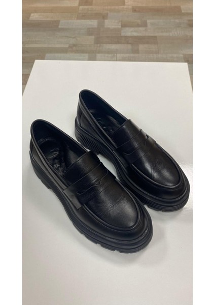 Julia Deri Siyah Anatomik Kadın Loafer modelleri