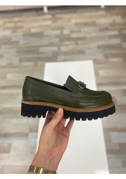 Violet Deri Haki Renk Tokalı Kadın Loafer Ayakkabı modelleri