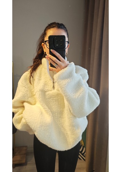 Antrasit ve Vanilya Renkli Oversize Kuzu Peluş Polar - Pamuklu Yumuşak ve Sıcak Tasarım