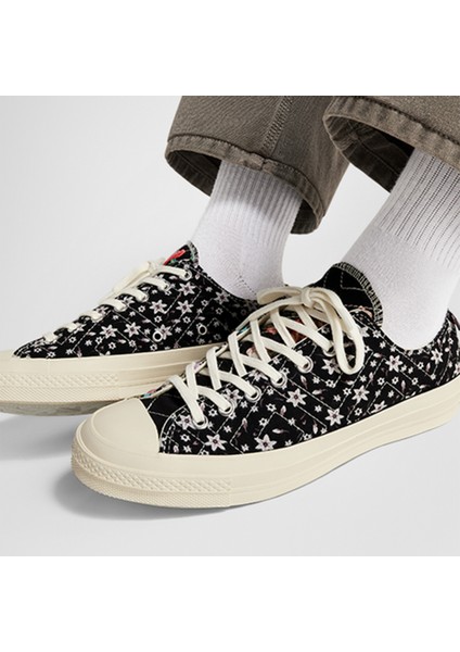 Beyond Retro Upcycled Floral Chuck 70 Siyah Sneaker indirimleri