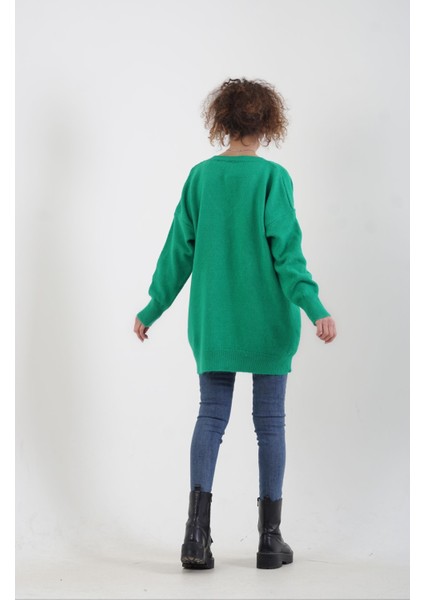 Yeşil Taşlı Kazak indirimleri