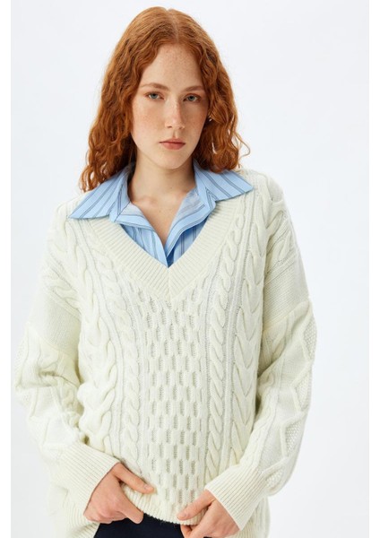 x Sima Tarkan - V Yaka Oversize Kazak Saç Örgü Dokulu Uzun Kollu 5WAK90549HT fiyatları